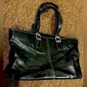 EUC Authentic black COACH shoulder bag purse pocketbook gorgeous leather